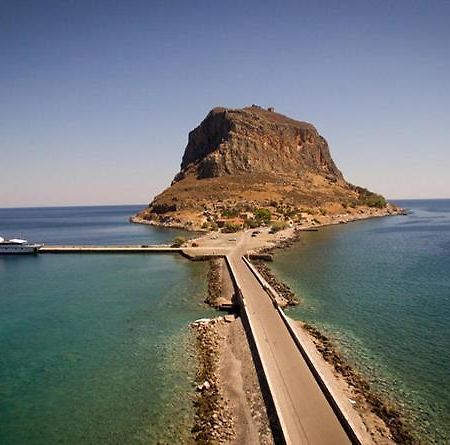 Astrolithos Down Town Apartment Monemvasia Bagian luar foto